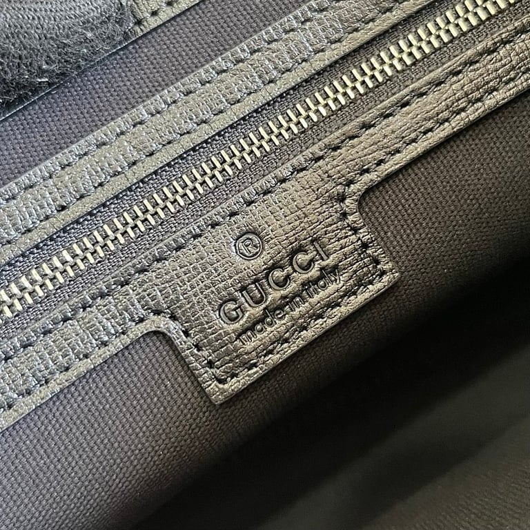 Gucci Interlocking G Messenger Bag Grey GG Supreme - 3