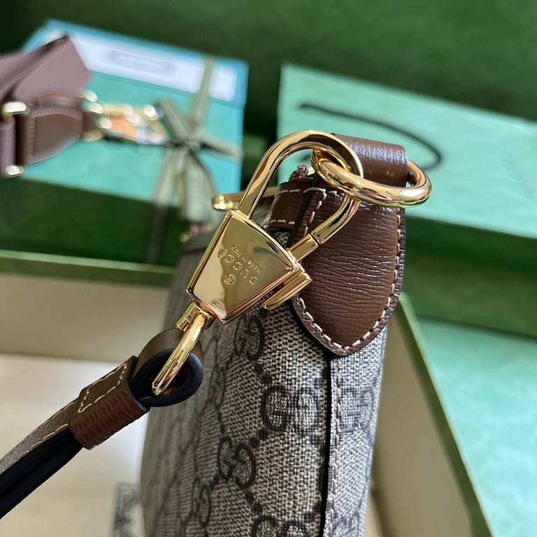 Gucci GG Supreme Interlocking G Messenger Bag 760021 - 6