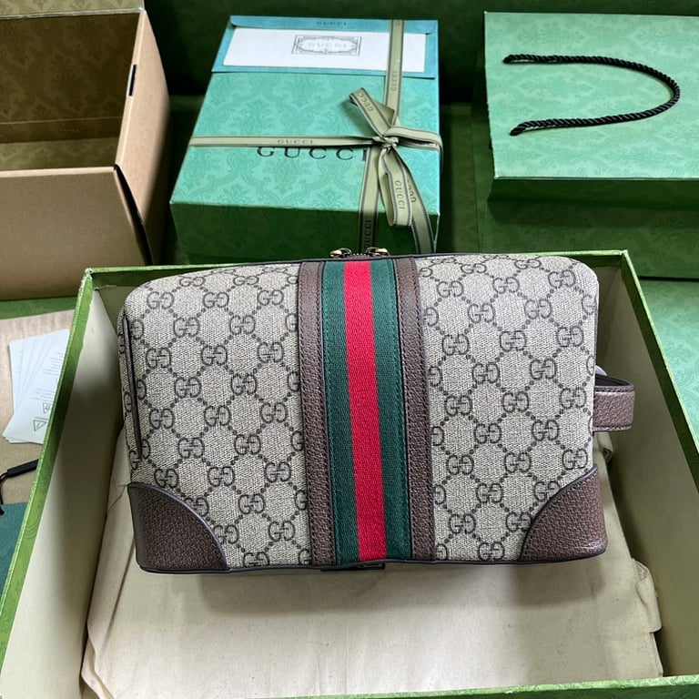 Gucci Savoy GG Supreme Toiletry Bag 739391 - 9