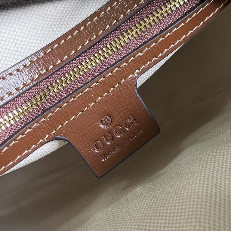 Gucci Interlocking G Small Messenger Bag Brown - 3