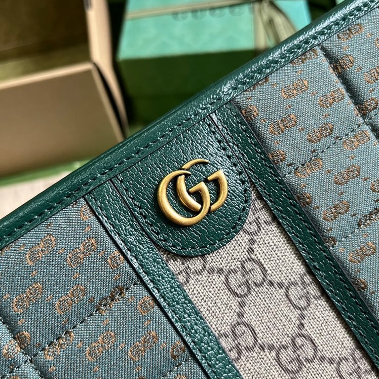Gucci 751912 Mini GG Quilted Clutch Green - 6