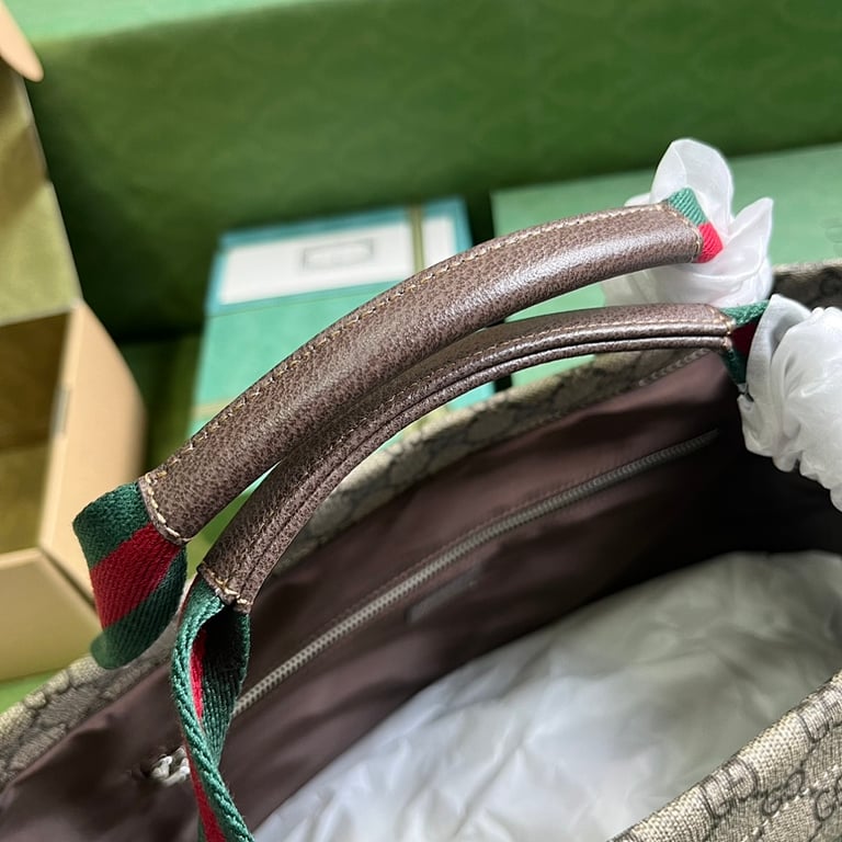 Gucci GG Supreme Tender Medium Tote Bag - 4