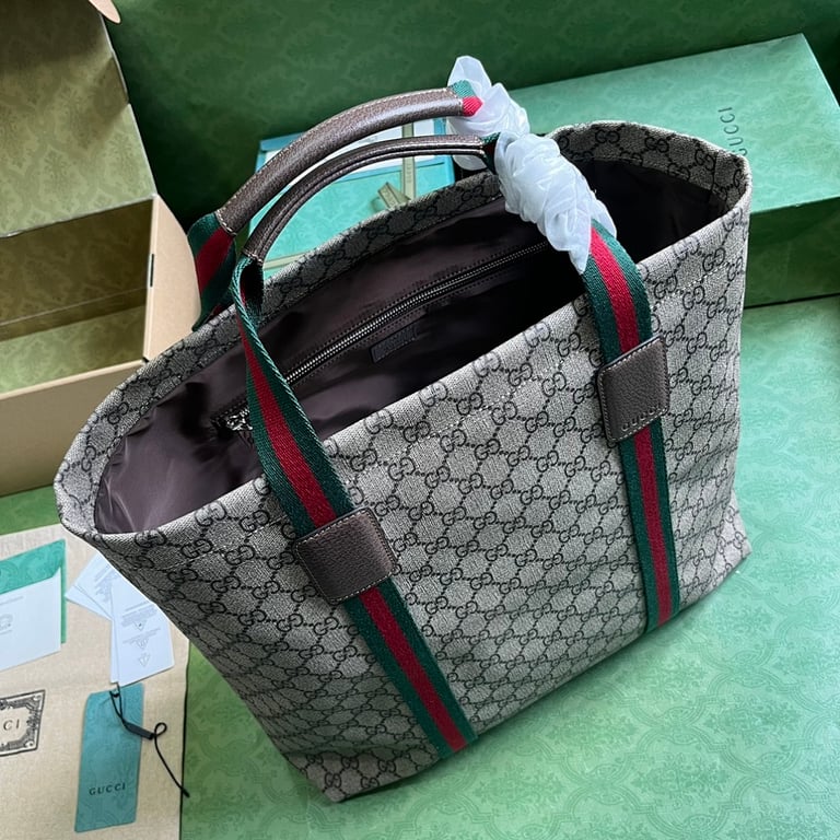 Gucci GG Supreme Tender Medium Tote Bag - 5