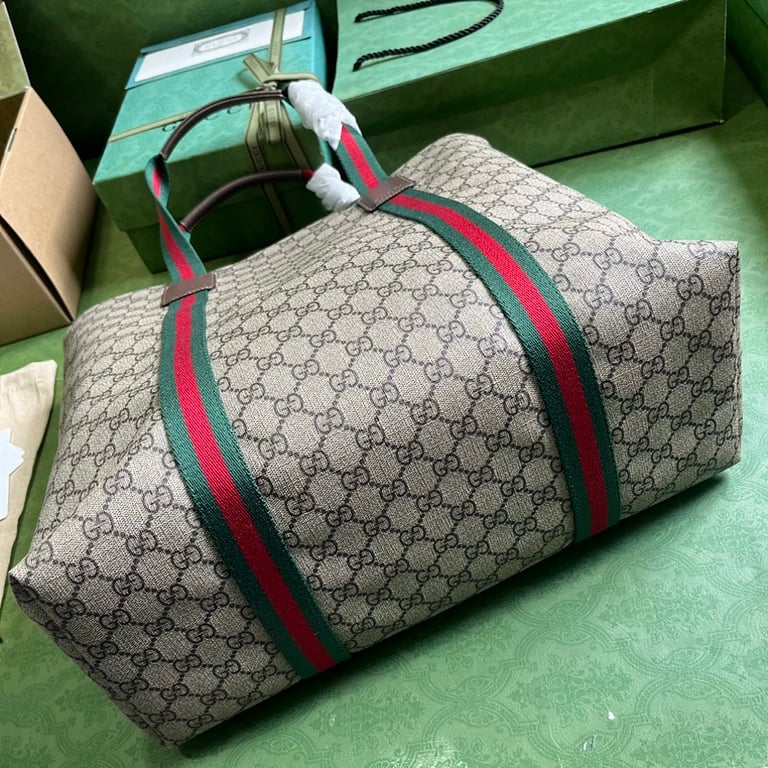 Gucci GG Supreme Tender Medium Tote Bag - 8