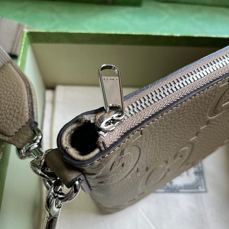 Gucci Jumbo GG Small Messenger Bag Grey - 5