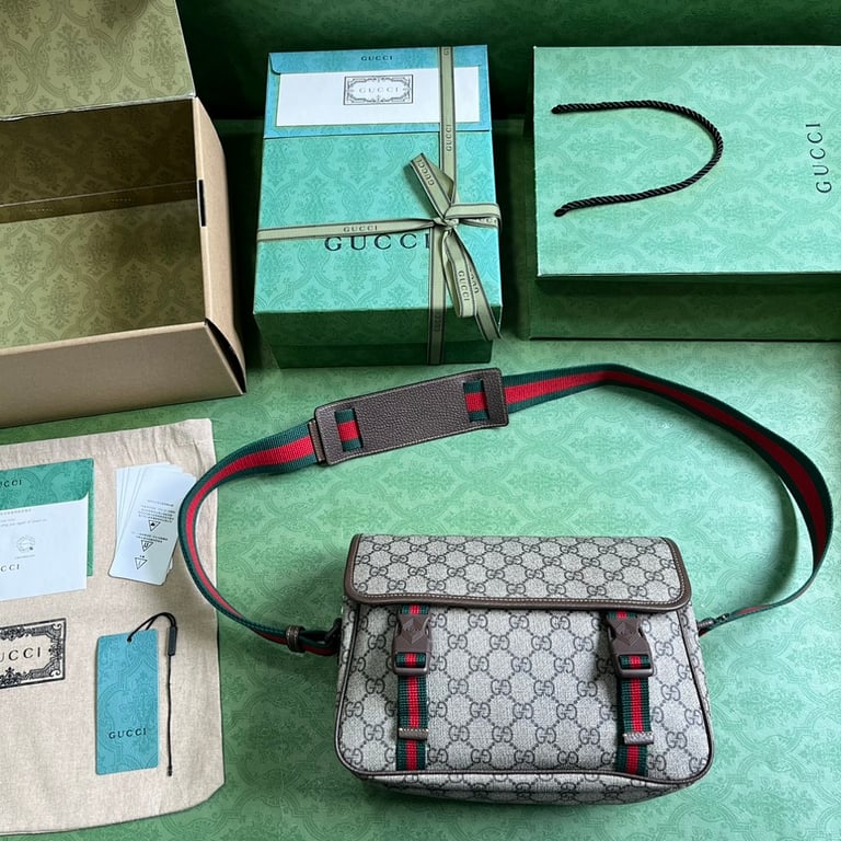 Gucci GG Supreme Messenger Bag 760123 - 2