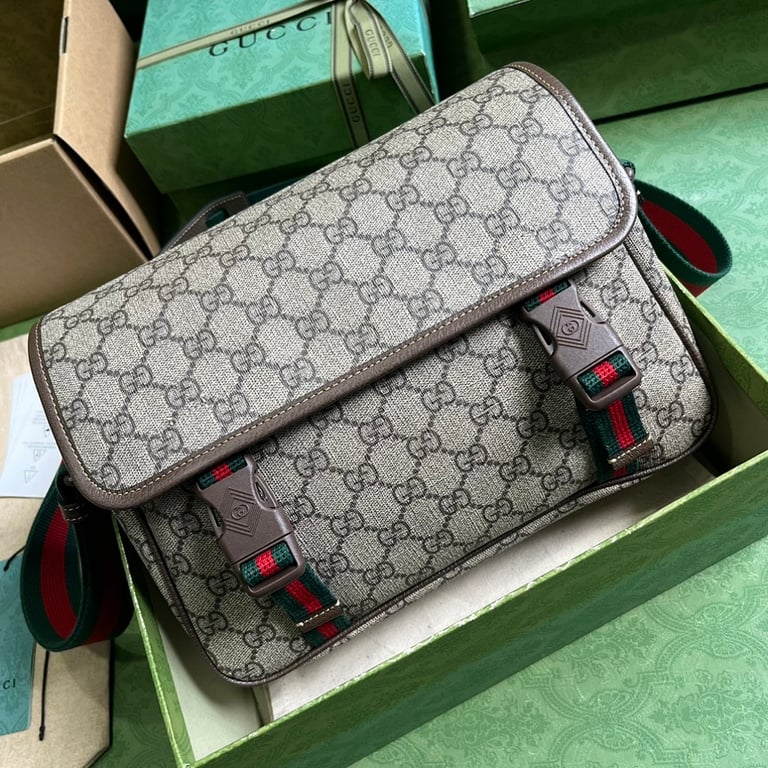 Gucci GG Supreme Messenger Bag 760123 - 6