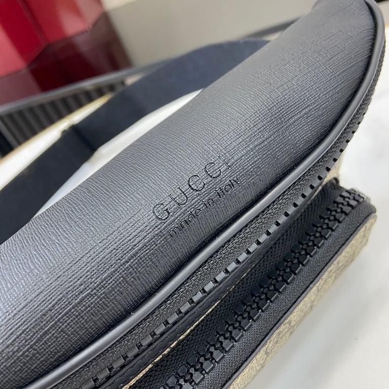 Gucci GG Supreme Belt Bag 450946 - 4