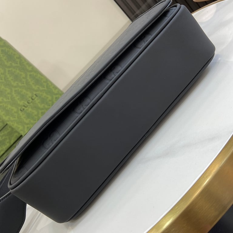 Gucci GG Rubber-Effect Messenger Bag Black - 8