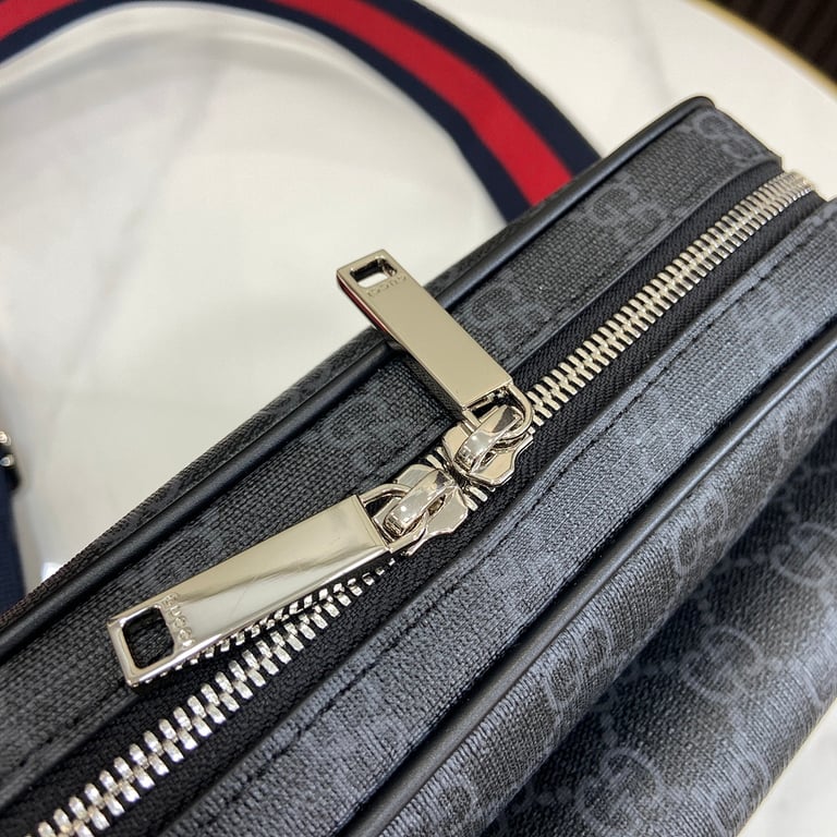 Gucci GG Supreme Small Messenger Bag Black - 4