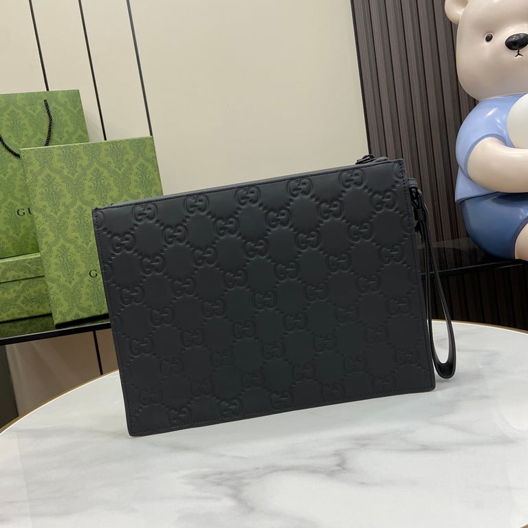 Gucci GG Rubber-Effect Leather Pouch Black - 8