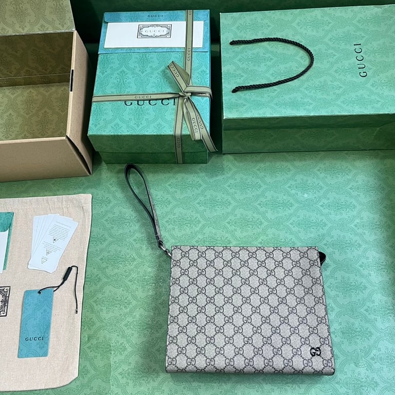 Gucci GG Supreme Pouch 768255 Beige/Ebony - 2
