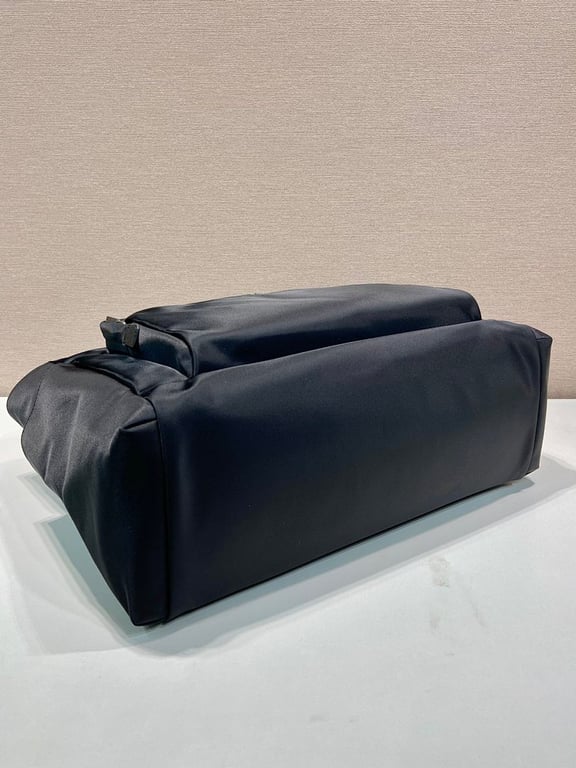 Prada 2VG097 Nylon Tote Bag Black - 6