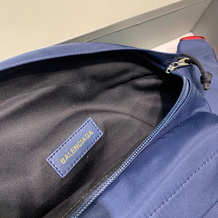 Balenciaga Wheel Belt Bag Navy Red - 2