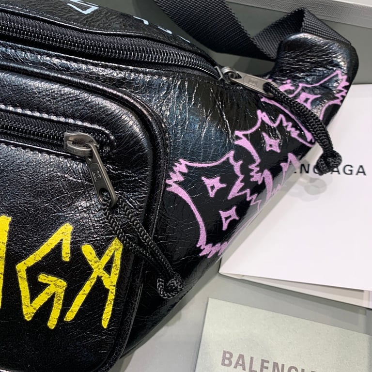 Balenciaga Graffiti Explorer Belt Bag Black - 6