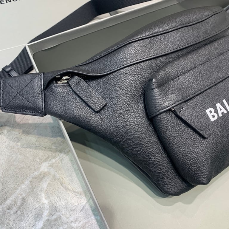 Balenciaga Explorer Belt Bag Black - 7