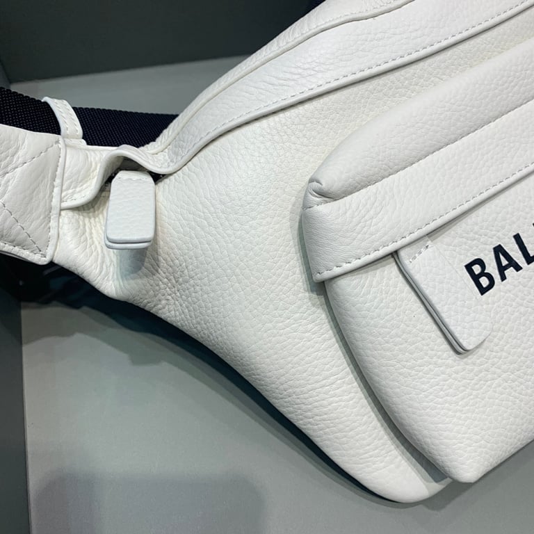 Balenciaga Explorer Belt Bag White - 7