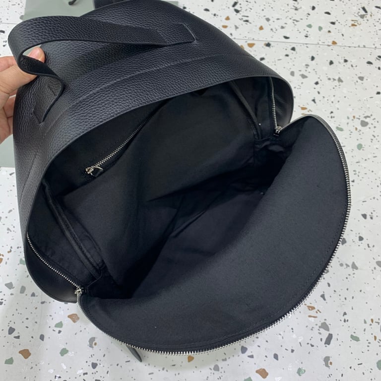 Balenciaga Everyday Backpack Black Grained Leather - 4