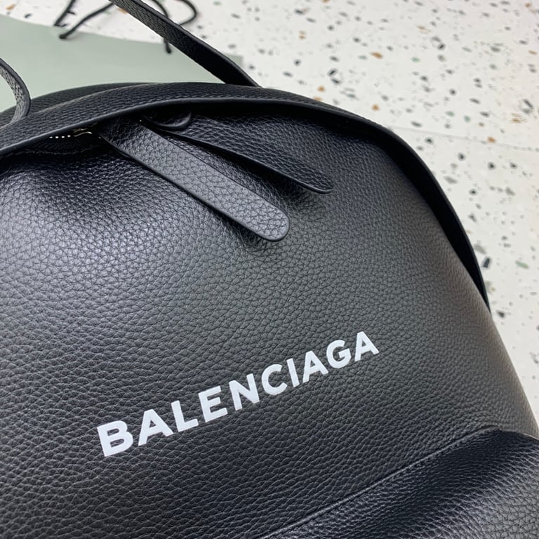 Balenciaga Everyday Backpack Black Grained Leather - 5