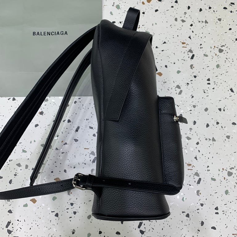 Balenciaga Everyday Backpack Black Grained Leather - 7