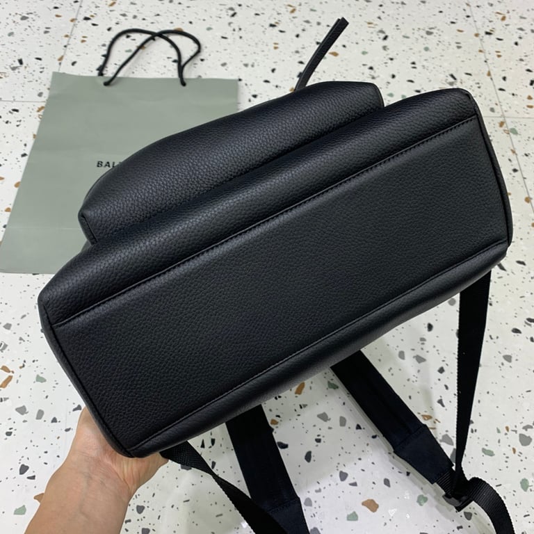 Balenciaga Everyday Backpack Black Leather - 6
