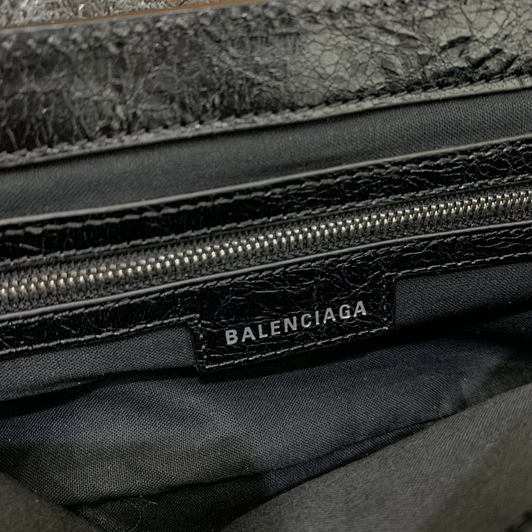 Balenciaga Le Cagole Flap Bag Black - 3