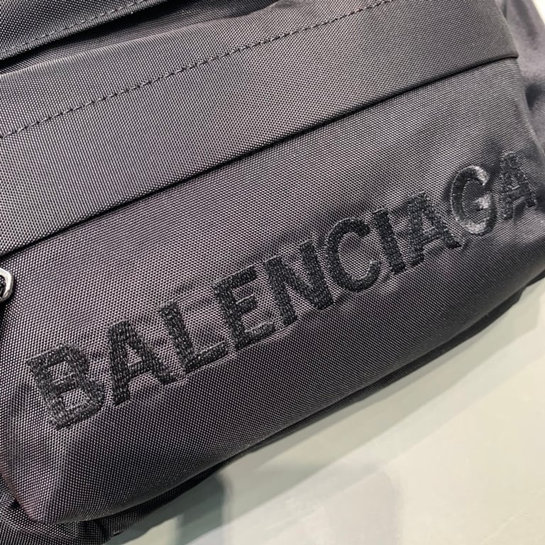Balenciaga Wheel Belt Bag Black - 5