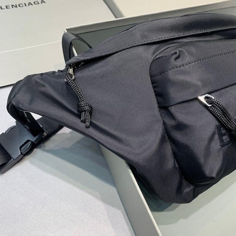 Balenciaga Wheel Belt Bag Black - 7