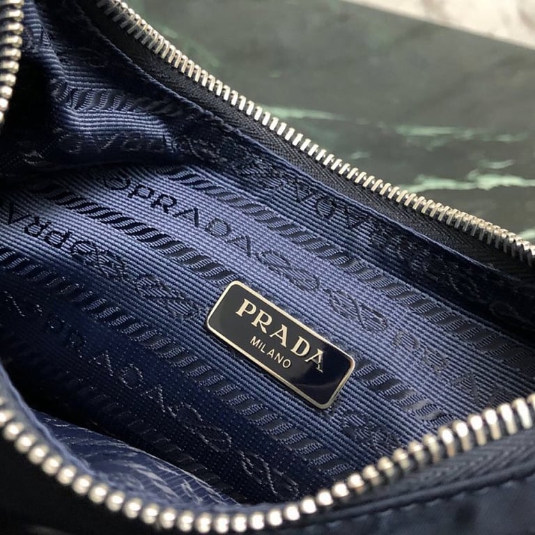 Prada Re-Edition 2005 Nylon Bag 1BH204 Navy - 2