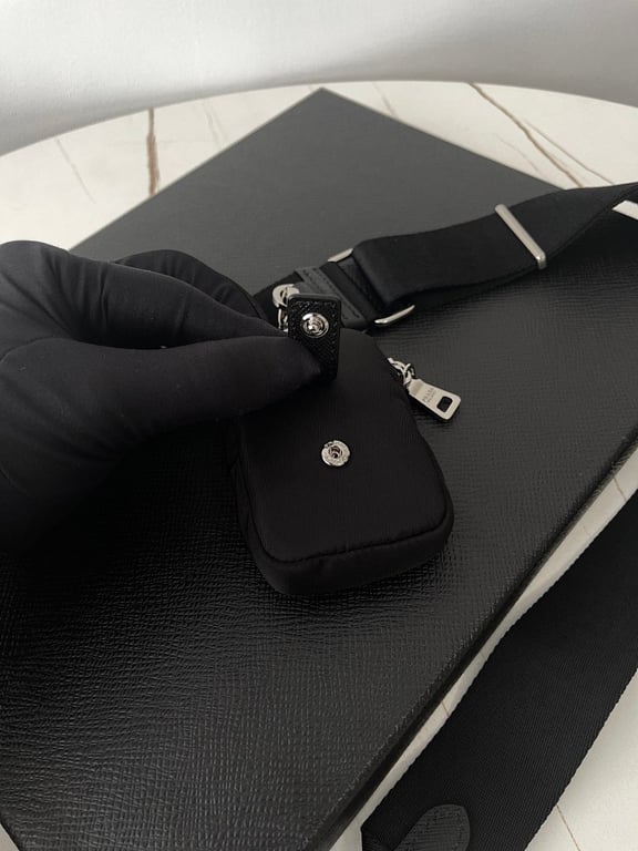 Prada Re-Edition 2005 Re-Nylon Bag Black - 2