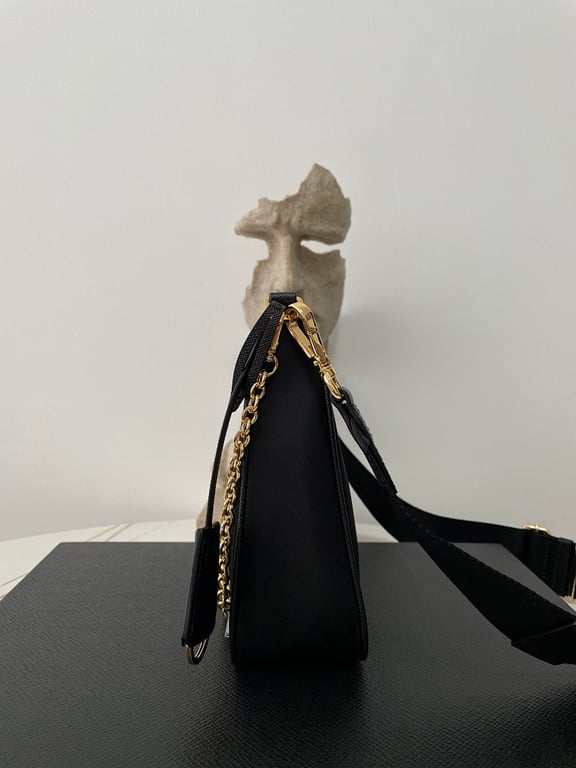Prada Re-Edition 2005 Nylon Bag Black - 20