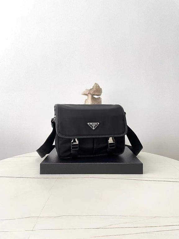 Prada 2VD769 Re-Nylon Messenger Bag Black - 9