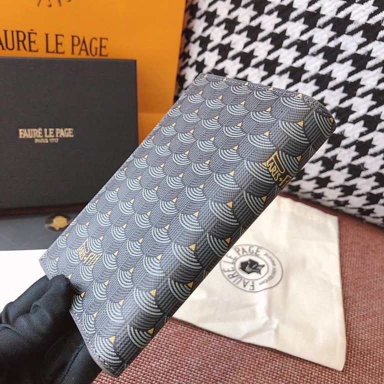 Fauré Le Page Ecailles Passport Cover - 6
