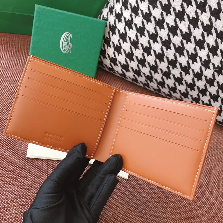 Goyard Victoire Wallet Black and Tan - 4