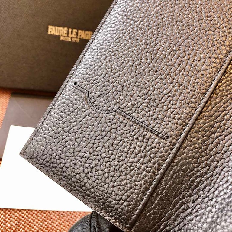 Fauré Le Page Ecailles Passport Holder - 2
