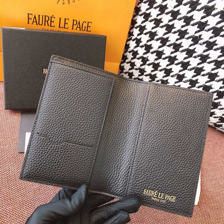 Fauré Le Page Ecailles Passport Holder - 4