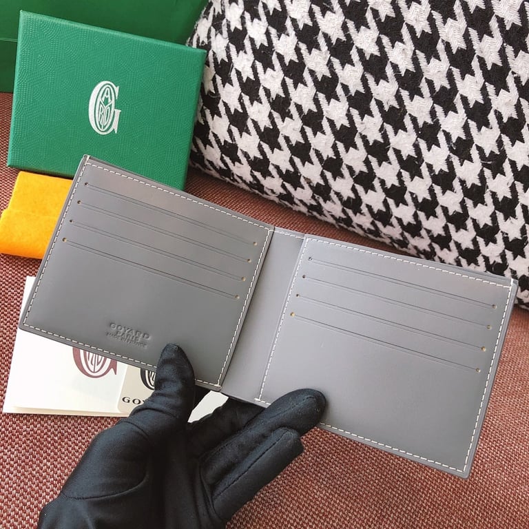 Goyard Victoire Wallet Grey - 4