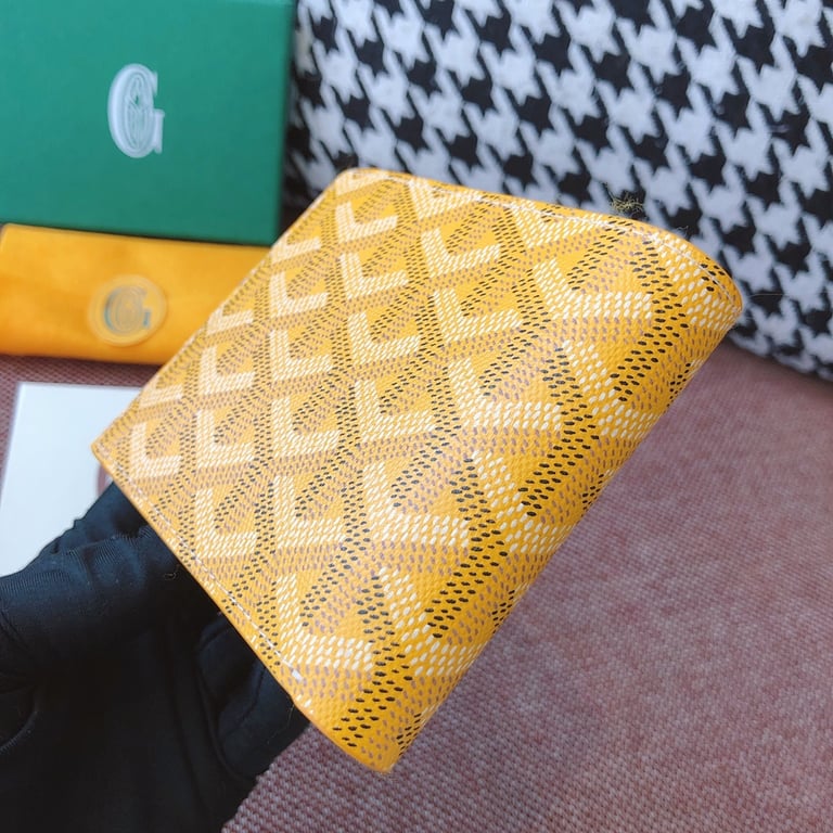 Goyard Victoire Wallet Yellow - 5