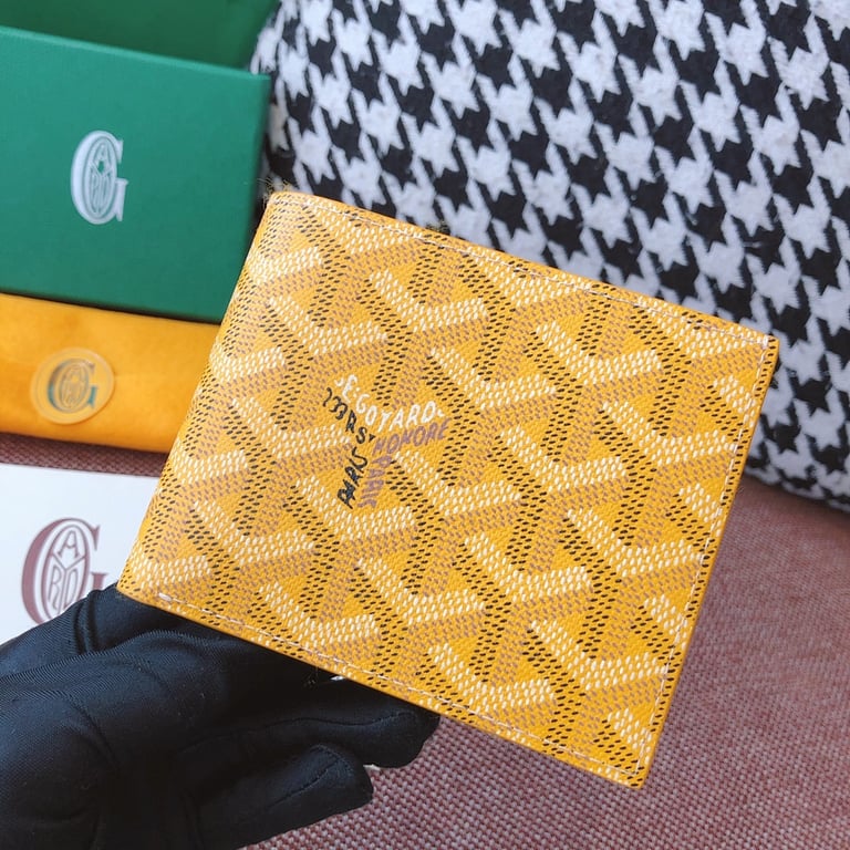 Goyard Victoire Wallet Yellow - 9