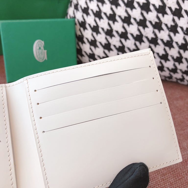 Goyard Victoire Bifold Wallet White - 2