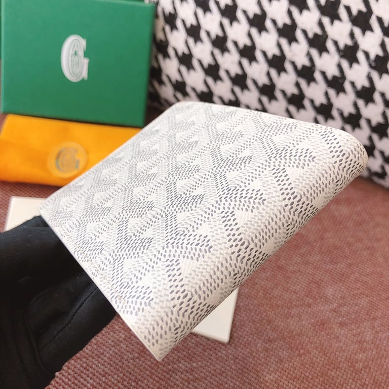 Goyard Victoire Bifold Wallet White - 5