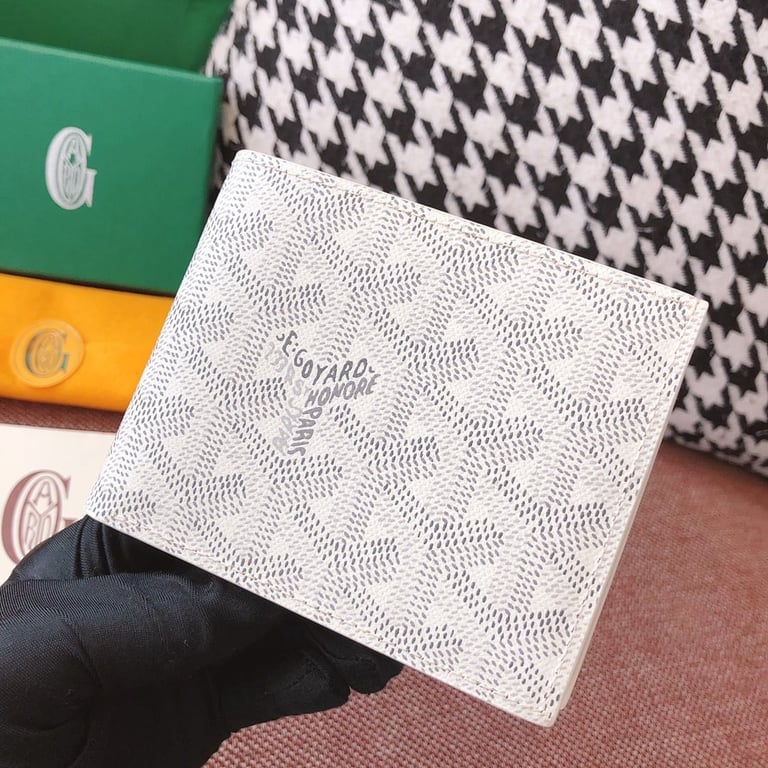 Goyard Victoire Bifold Wallet White - 9