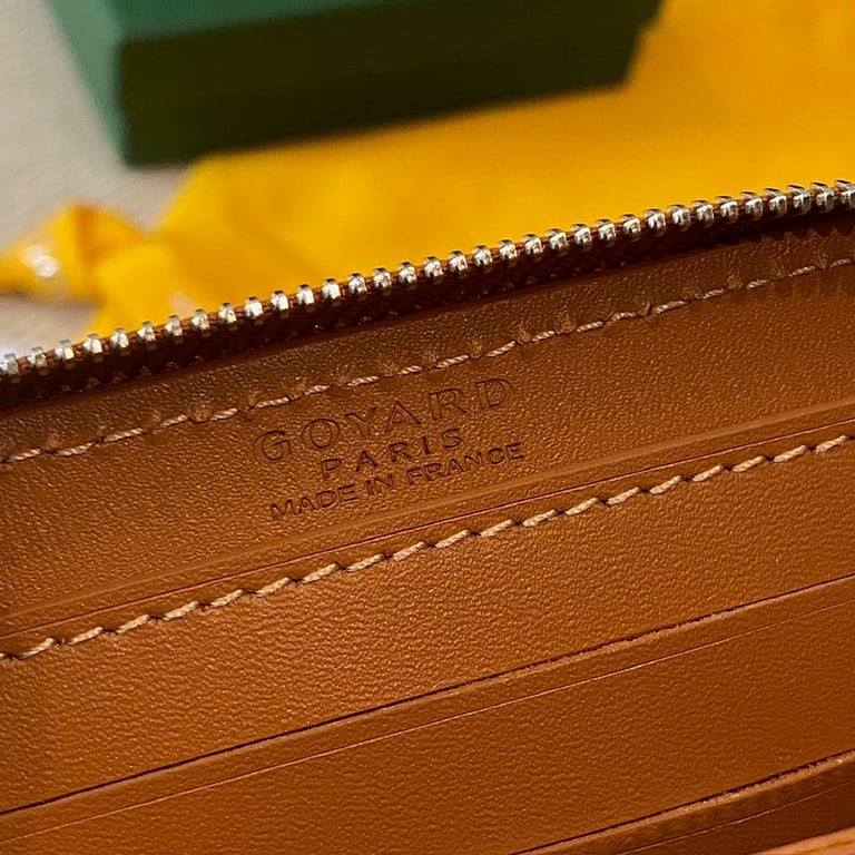 Goyard Matignon PM Wallet Brown - 3