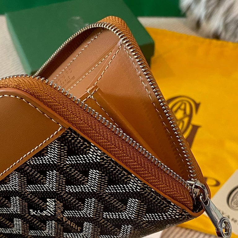 Goyard Matignon PM Wallet Brown - 6