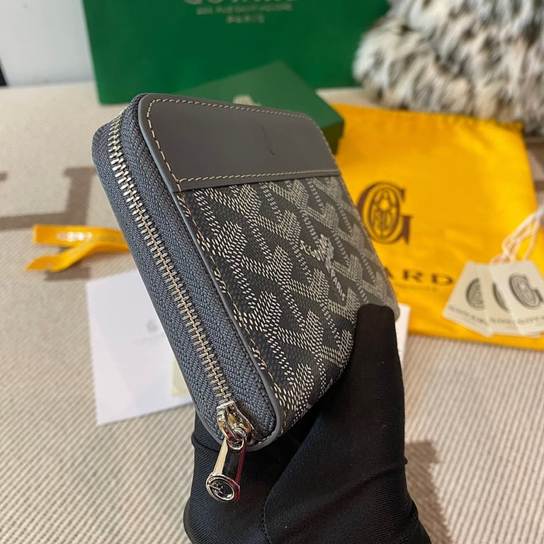 Goyard Matignon PM Zip Wallet Grey - 8