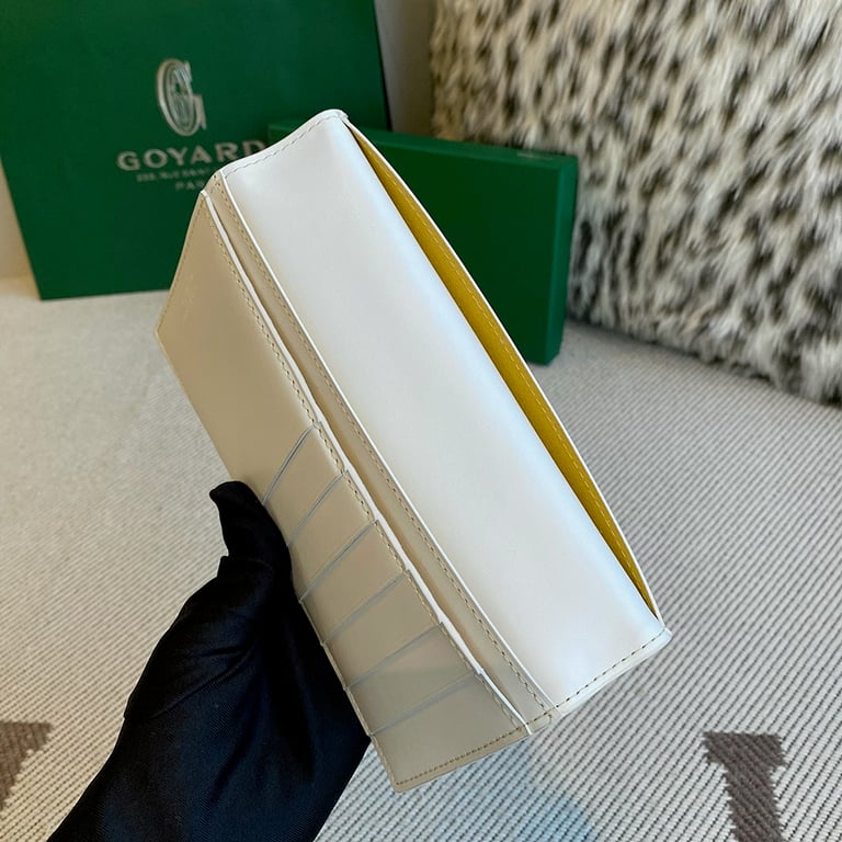 Goyard Goyardine Canvas Passport Cover White - 5
