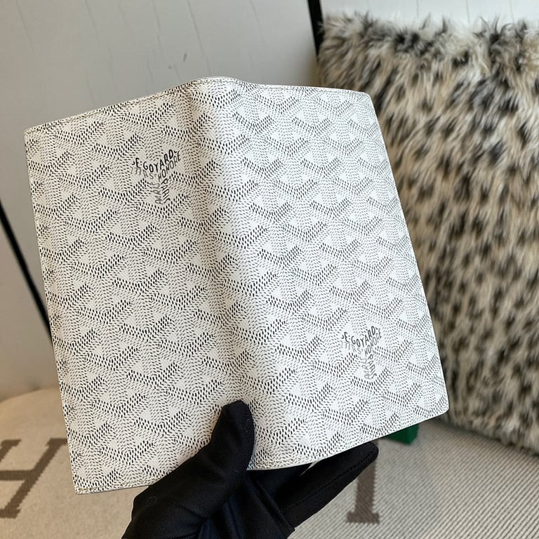 Goyard Goyardine Canvas Passport Cover White - 8