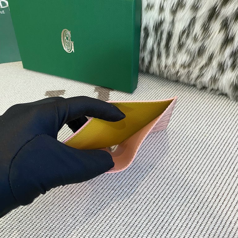 Goyard Saint-Pierre Bifold Card Wallet Pink - 3