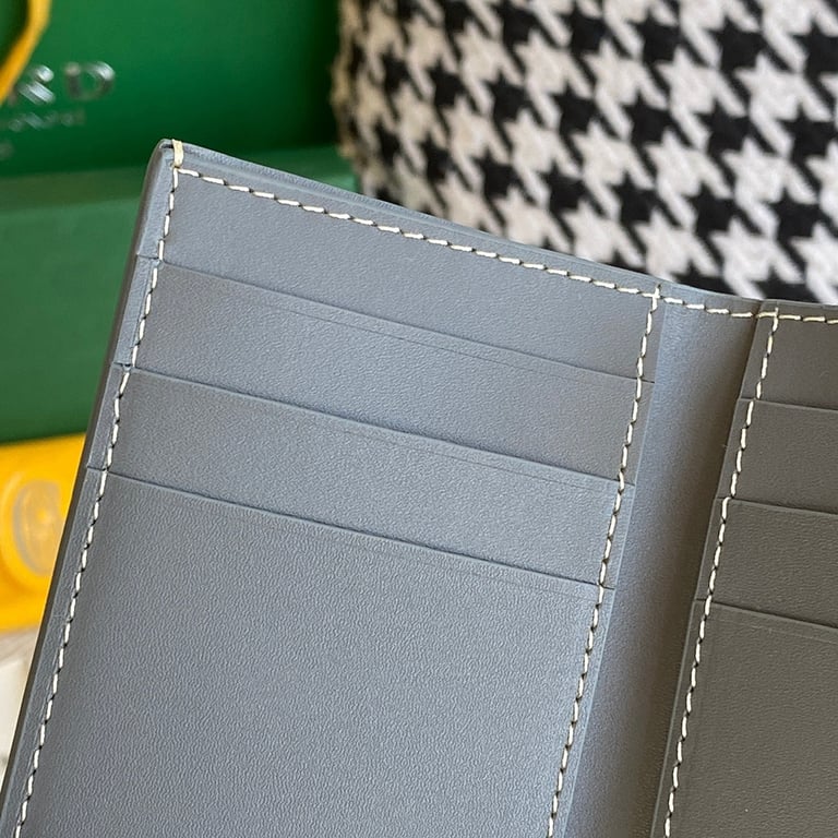 Goyard Saint-Pierre Card Wallet Grey - 3