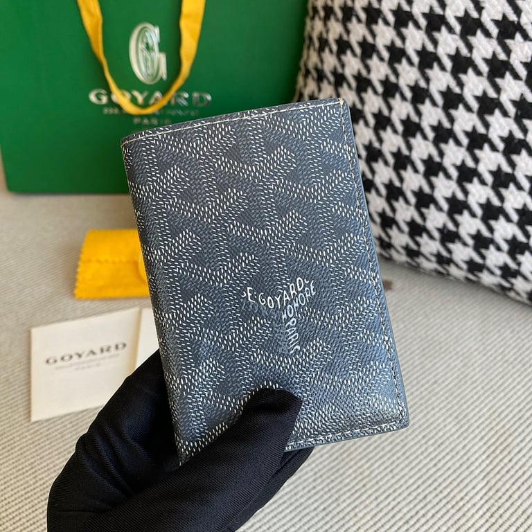 Goyard Saint-Pierre Card Wallet Grey - 9
